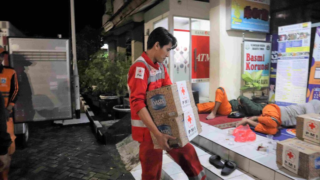 Respons Cepat! PMI dumai Distribusikan Ribuan Bantuan untuk Warga Terdampak Banjir